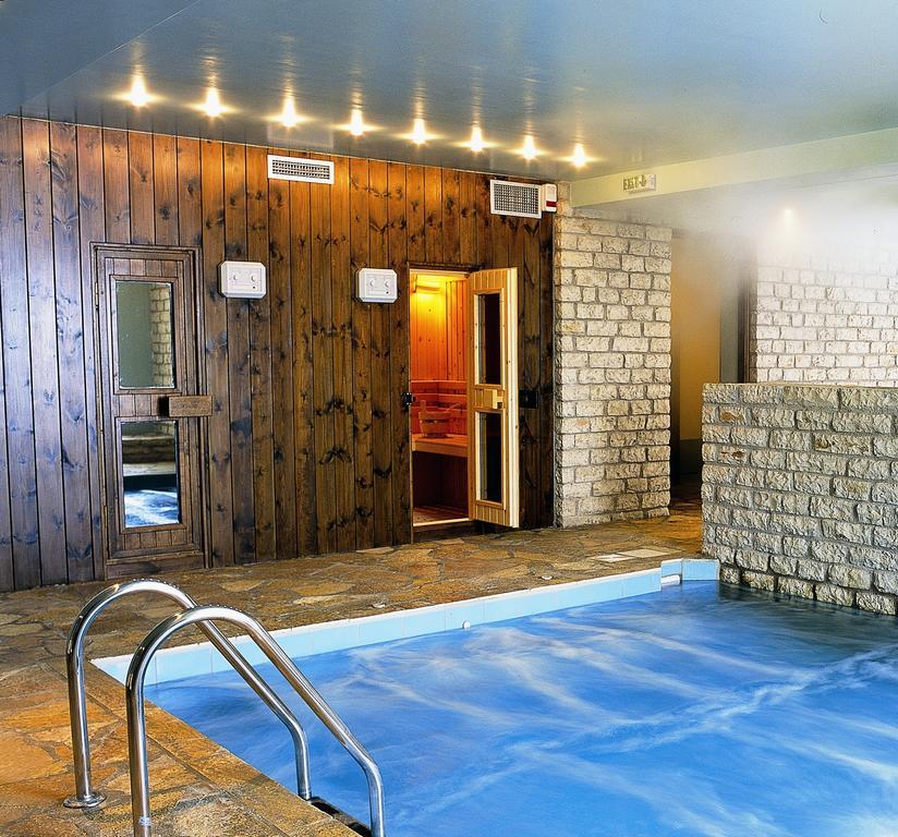 Avaris Hotel Karpenísion Exteriér fotografie