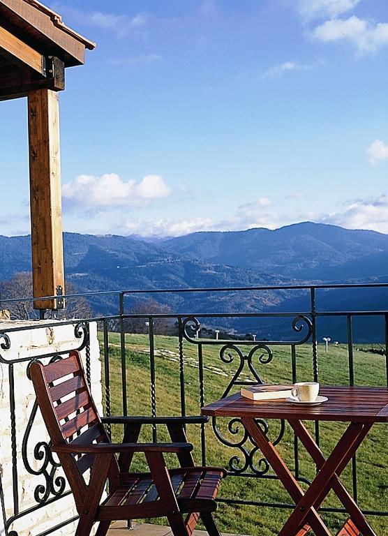 Avaris Hotel Karpenísion Exteriér fotografie
