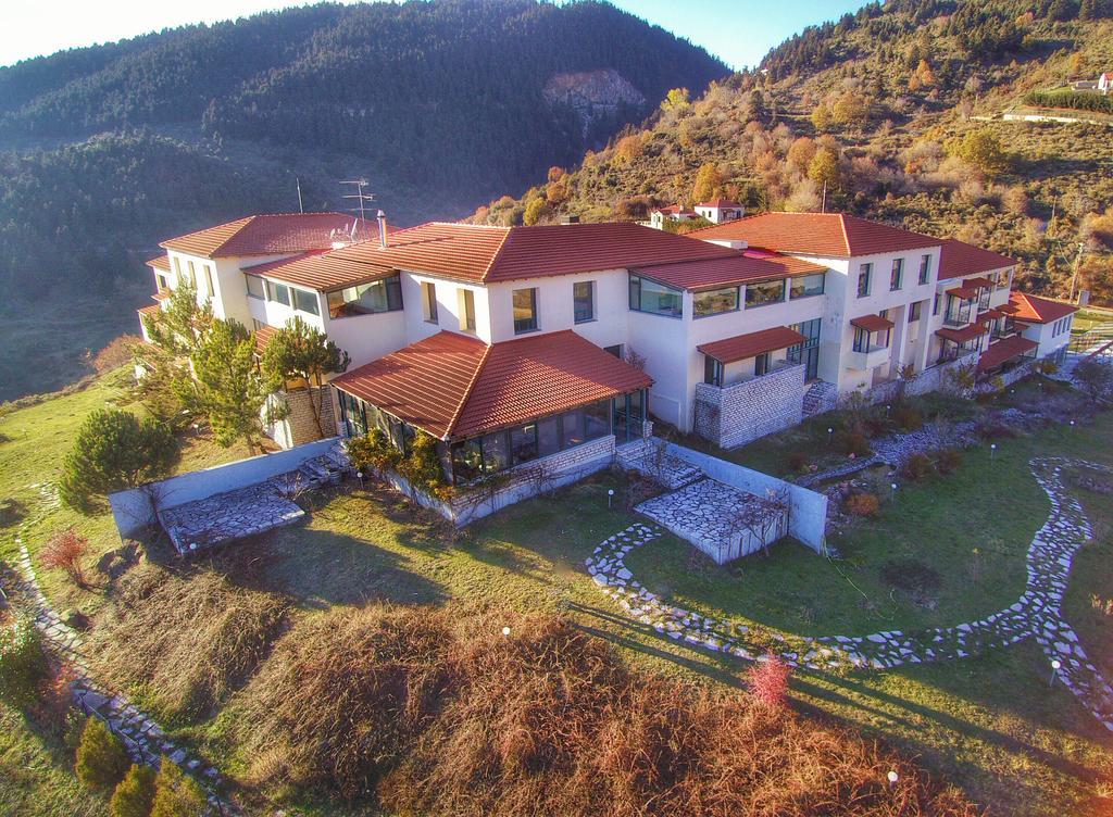 Avaris Hotel Karpenísion Exteriér fotografie